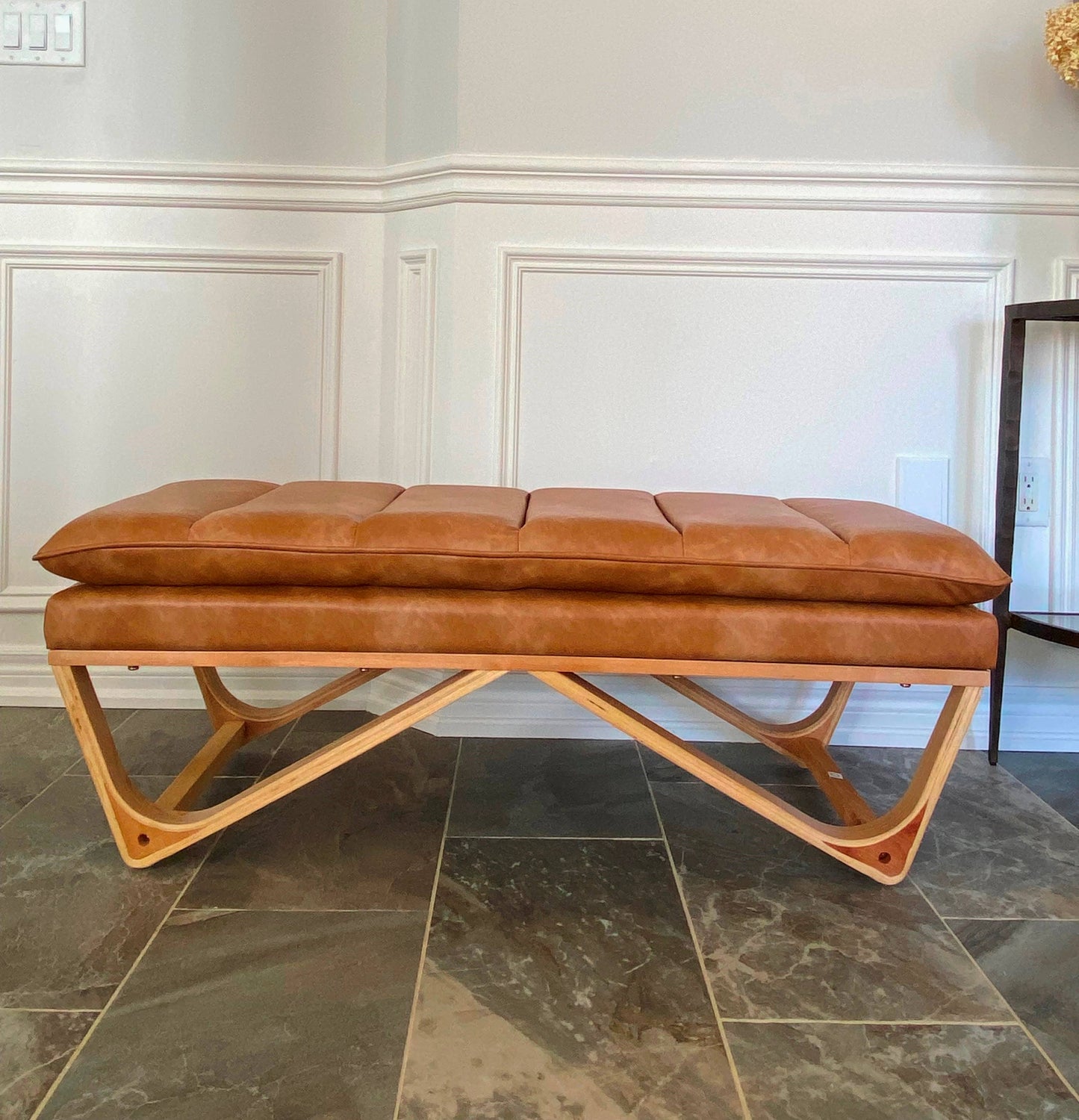 Distressed PU Pillow Cushion Top 48" Hendrehaim Bench