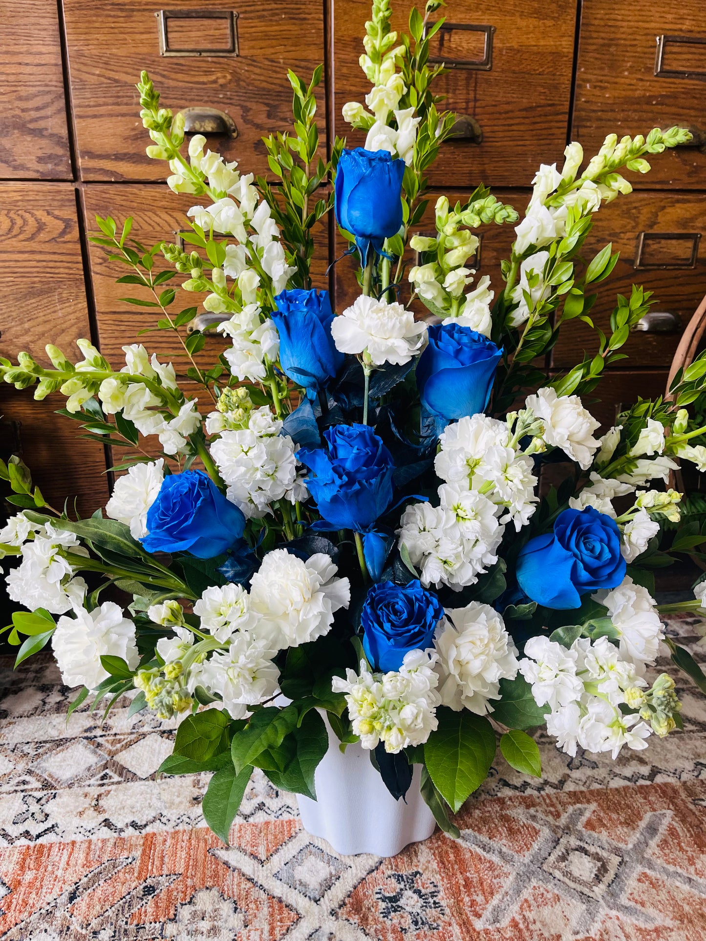 FLORAL ARRANGEMENT