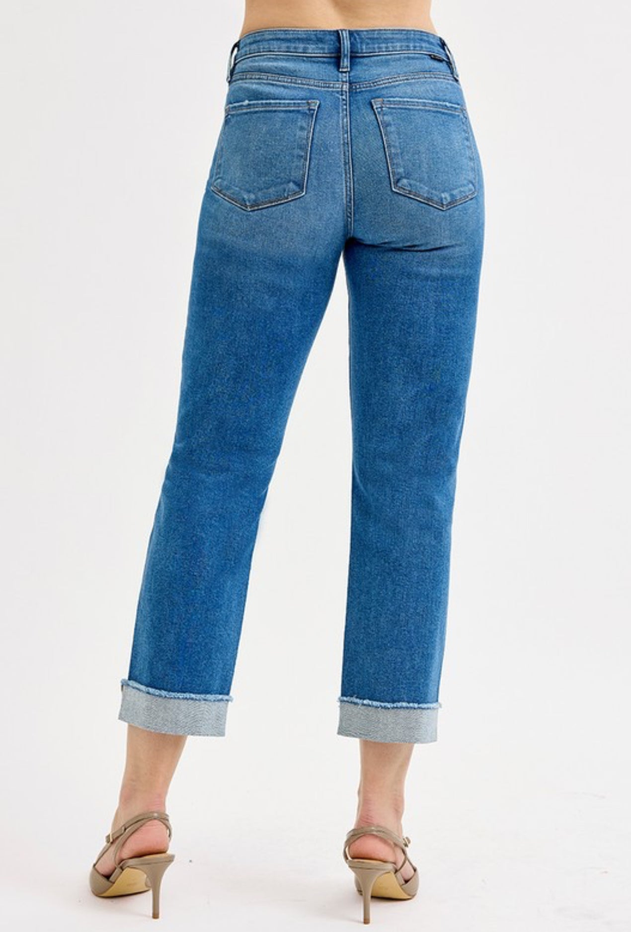RISEN: HIGH RISE BOYFRIEND FIT ANKLE JEAN