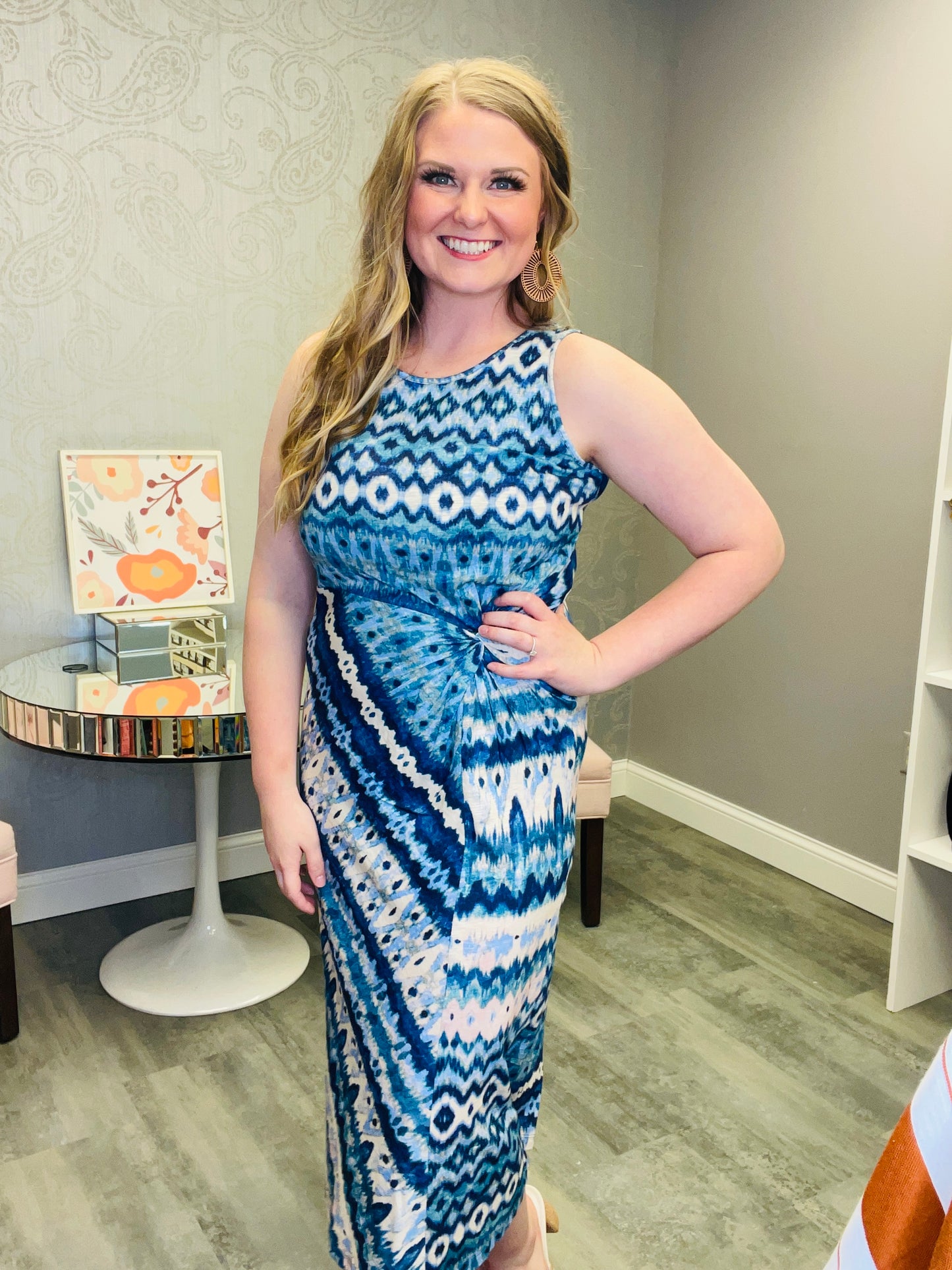 CHARLIE B: SLEEVELESS DRESS W TIE KNOT