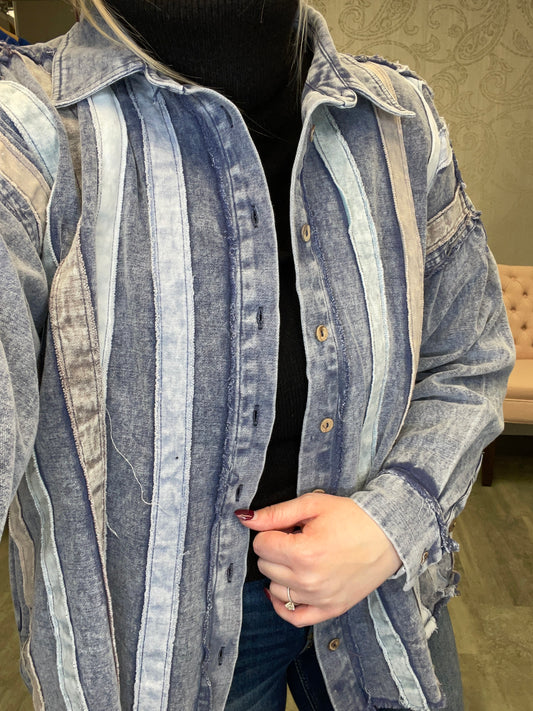 WASHED STRIPED PATCHWORK DENIM SHACKET: DENIM