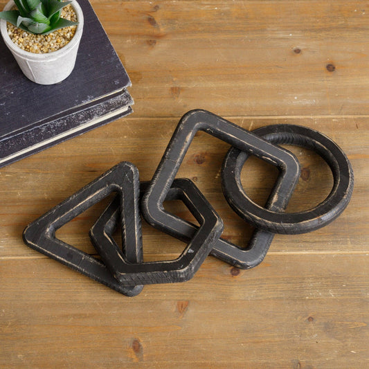 Geometric Wooden Chain Link, Black (PC)