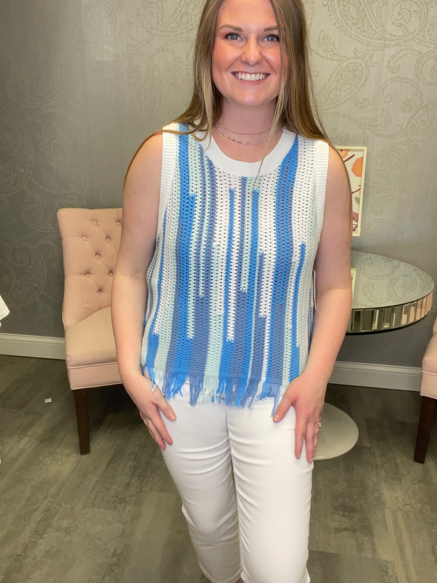 TRIBAL: CREW NK FRINGED HEM CAMI