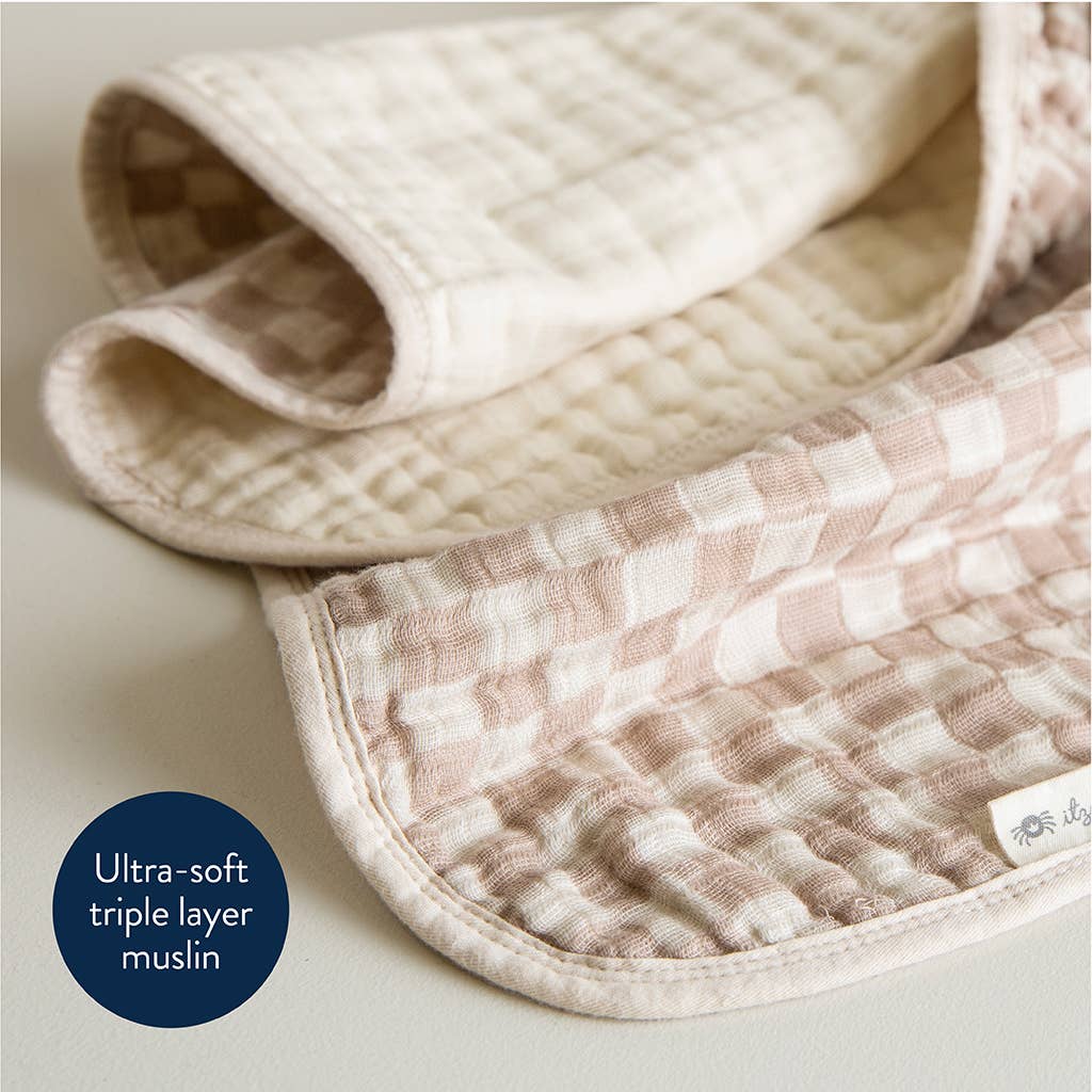 Itzy Blanket™: Strawberries + Cream